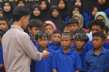 Wapres meninjau sekolah rakyat di Padang