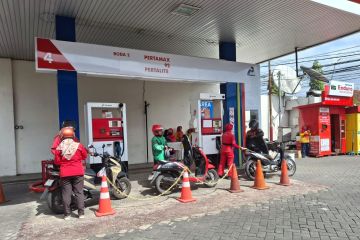 Antrean pembelian BBM di SPBU di Jember kembali normal dan stok aman