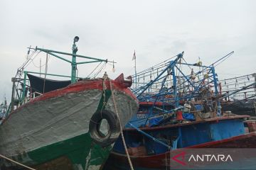 Pemkot Cirebon menargetkan retribusi TPI Kejawanan capai Rp1,39 miliar