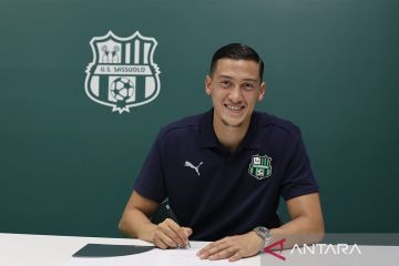 Resmi berseragam Sassuolo, Jay Idzes bertahan di Liga Italia