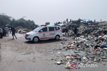 PNS DLH Kota Bogor meninggal dunia akibat tertimbun sampah di TPPAS Galuga