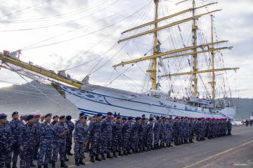 Open ship KRI Bima Suci di Padang tekankan wawasan kebangsaan