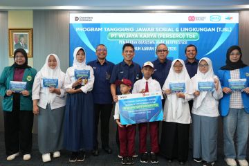 WIKA Berikan Beasiswa Pendidikan ke 161 Anak Berprestasi