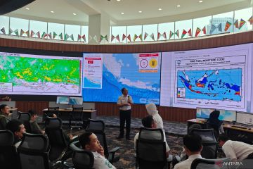 BMKG umumkan peringatan banjir karena hujan tinggi sampai 20 Agustus di Jabar