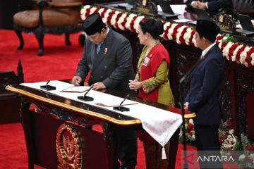 Pemerintah alokasikan Rp178,7 triliun untuk gaji guru dan dosen