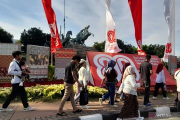 Kawasan Patung Kuda padat pengunjung jelang Karnaval Kemerdekaan