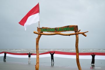 Pembentangan Bendera Merah Putih sepanjang 580 meter
