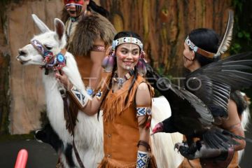 Parade satwa sambut HUT ke-80 RI di Taman Safari Bogor