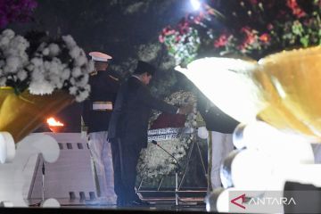 Politik Kemarin, Ziarah Nasional hingga Upacara HUT Ke-80 di Istana