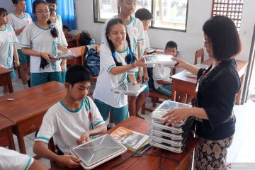 Program Makan Bergizi Gratis mulai bergulir di Desa Delod Peken Bali