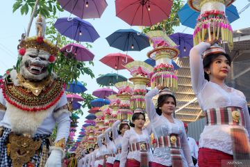 Pembukaan Tanah Lot Art and Food Festival 2025