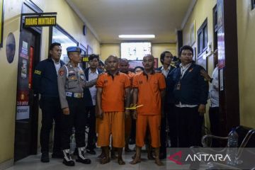 Ekspos kasus pengeroyokan wartawan dan staf Kementerian LH di Serang