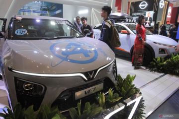Pameran otomotif GIIAS 2025 di Surabaya