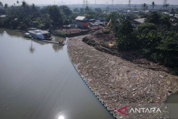 Aksi Bersih Satu Bumi Merdeka dari Sampah