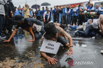 Aksi damai buruh di Banten