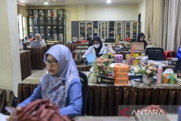 Pemberlakuan pembelajaran mandiri antisipasi aksi di Banten