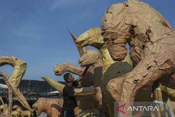 Penjualan kreasi rangka panjang mulud