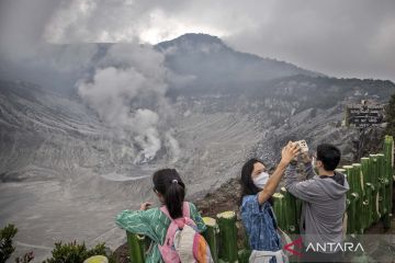 Jalan-jalan sendirian juga bisa menyenangkan, simak kiatnya