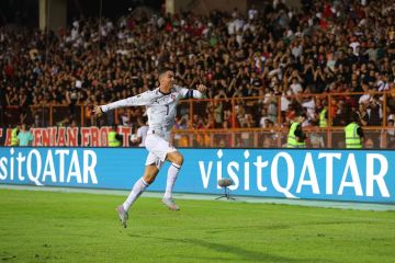 Pelatih Portugal bela Cristiano Ronaldo terkait kartu merah