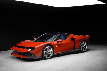 Ferrari 849 Testarossa dilengkapi dengan tiga motor listrik