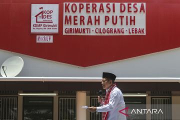 Menkop resmikan operasional Koperasi Merah Putih di Lebak