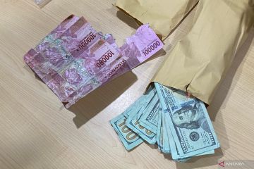 Dukun Muda Bandung 1953: Datang ke bupati pede ngasih solusi negara