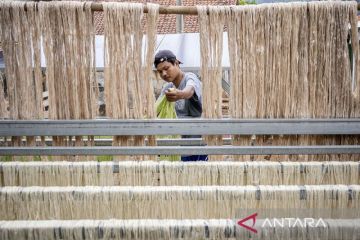 Pemanfaatan limbah daun nanas menjadi produk bernilai ekspor