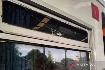 KAI Jakarta ingatkan melempari kereta bisa dipenjara