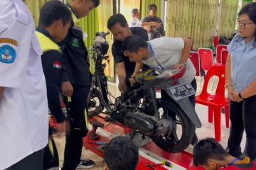 Pertama di Sulteng, siswa SMK di Palu ubah motor BBM jadi listrik