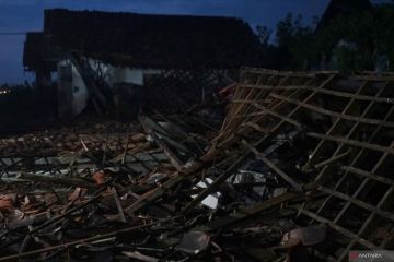 Dampak bencana puting beliung di Tulungagung