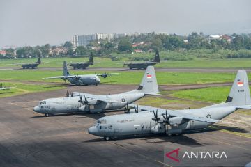 Persiapan HUT Ke-80 TNI di Bandara Husein Sastranegara