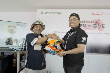 Lelang barang niaga eksklusif MotoGP Mandalika 2025 raup Rp63 juta