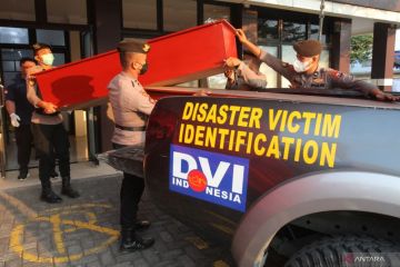 Jenazah korban bangunan pondok pesantren runtuh