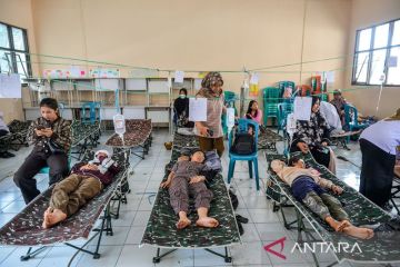 Korban diduga keracunan MBG di Bandung Barat bertambah