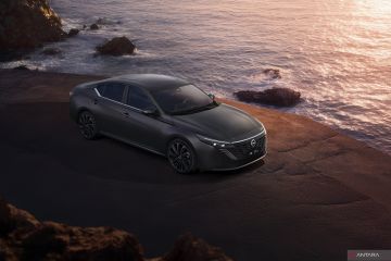 Nissan Teana menjadi kendaraan ICE pertama dengan Huawei HarmonyOS