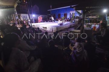 Pelestarian kebudayaan melalui pementasan teater di Jambi