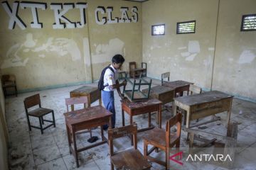 Sekolah terlantar di Tangerang