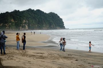 Potensi wisata bahari pesisir selatan Jatim