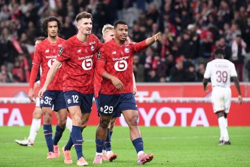 Lyon taklukkan Strasbourg, Lille pesta gol ke gawang Metz