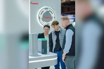 Ampace Lansir Inovasi Terbaru Sepeda Motor Listrik dan Solusi Penukaran Baterai di EICMA 2025