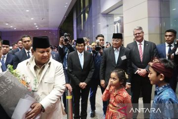 Prabowo disambut diaspora di Australia yang nyanyikan "Indonesia Raya"