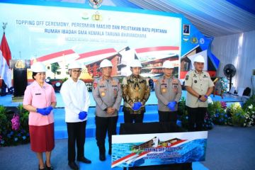 Polri gelar "topping off" SMA KTB: Era baru pendidikan berintegritas