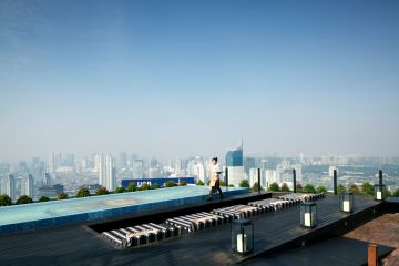 Wajah baru rooftop SKYE dapat dinikmati mulai Desember 2025