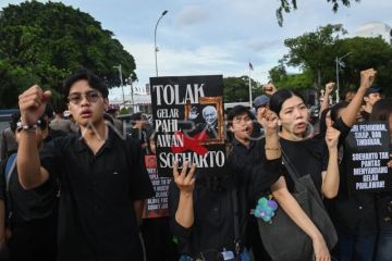 Foto: Aksi Kamisan bertepatan dengan Tragedi Semanggi I