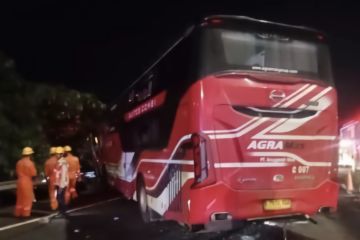 Polda Jabar: Sopir bus diduga mengantuk picu kecelakaan di Tol Cipali