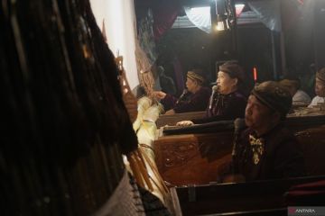 Pagelaran wayang kolaborasi tiga dalang di Tulungagung