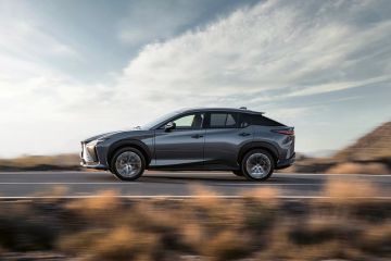 Lexus hadirkan RZ 500e dengan teknologi SBW di GJAW 2025