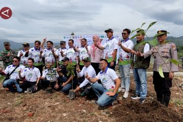 Jaga mata air Kota Batu, seribu pohon ditanam di area tangkapan