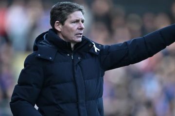 Dirumorkan dengan MU, Glasner meninggalkan Crystal Palace akhir musim