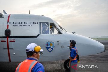 Serah terima pesawat NC212i dari PTDI ke TNI AU